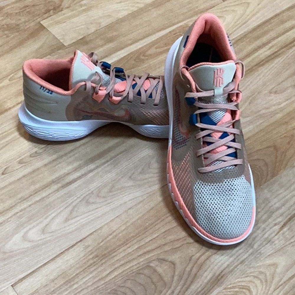 Size 11.5- Nike Kyrie Flytrap 5 Crimson Bliss/Hemp/Madder Root/Rattan